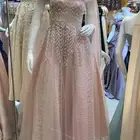 فستان سهرة نظيف جدا
