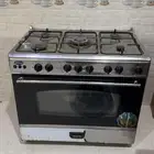 فرن   وسرير أطفال