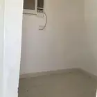 غرفه مع دورة مياه