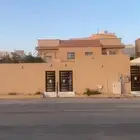 عمارة حي المنار  مساحة 600  عمر العمارة 40 سنة