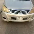 انوفا 2010 للبيع