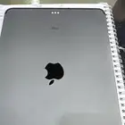 ايباد برو مستخدم 1 تيرا شريحه