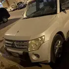 ميتسوبيشي باجيروا 2010 للبيع
