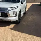 جيب ميتسوبيشي مونتيرو 2023 (نص فل)