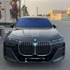 بي ام دبليو الفئة السابعة 735 Li - مواصفات خاصة - م 2023