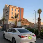 عرض اليوم لكزس (هايبرد) 2022 اخو الوكالة..