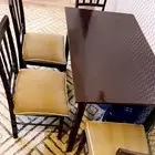 طاولة طعام