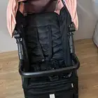 عربة وسرير أطفال