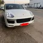 بورش كايين gts ابيض داخلي احمر