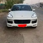 بورش كايين gts ابيض داخلي احمر