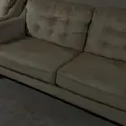 كنب وطاولات