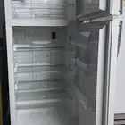 ثلاجة للبيع