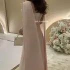 فستان وردي جديد