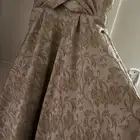 فستان للبيع لبس مره وحده