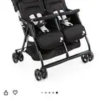 للبيع عربية أطفال توأم من ماركة Chicco العريقة