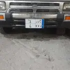 هايلكس للبيع تحمل لوحه مميزة
