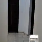 للايجار شقة عوائل غرفة وصالة ومطبخ ودورة مياه