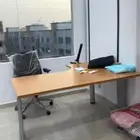 بيع حديد علاقات ملابس مستعمل نظيف كراسي مكتب و مكتب اوفيس