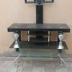 2طاوله بحاله ممتازه