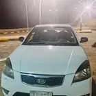 سيارة نوع كيا ريو موديل 2012