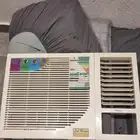 مكيف شباك نظيف للبيع 18