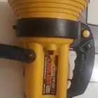 كشاف بحاله ممتازه مخزن يحتاج بطاريه فقط