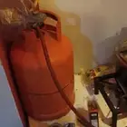 دبه غاز مع شوله مع ضغاط للبيع مستعجل