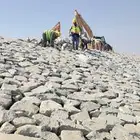 سواق بوكلين يمني متعطل أبحث عن عمل موجود رخصه واقامه ساريه م