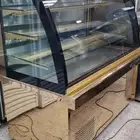 ثلاجه حلويات شبه جديده باسعار مخفضة جميع المقاسات