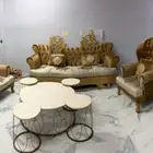 مجلس كامل مع طاقم طاولات وستارة