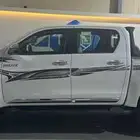 تويوتا هايلكس بنزين قير عادي S.GLX 2025