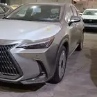 لكزس ان اكس الموديل 2025
