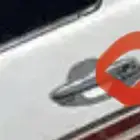 مسكة مقبض باب السواق هايلوكس