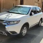 ميتسوبيشي اوتلاندر وكالة