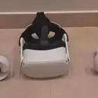 ناظرات VR ( Meta Quest 2 ) مع اكسسوارات