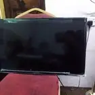 شاشة 32 بوصة ذكية بس مكسورة