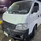 باص نيسان بضاعه موديل 2003 بنزين ( ماشي 142 الف) مجدد مفحوص