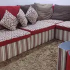 مجاس بحاله ممتازه للبيع مع السجاده والستاره