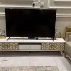 طاولة تلفزيون مع وحدة تخزين للبيع