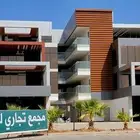 مجمع تجاري في طريق الملك خالد