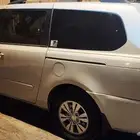 سيارة كيا كرنفال 2014 بحالة ممتازة (المالك الأول)-الرياض