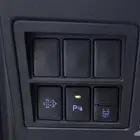 تتوفر فئات تويوتا فورتشنر لمبيعات البنوك ديزل بنزين بدون ربح