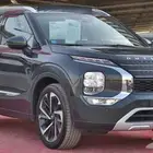 ميتسوبيشي اوتلاندر 2025 جميع الفئات والالوان