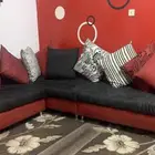 كنب حرف L لون احمر واسود وابيض