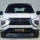 ميتسوبيشي اكليبس كروس GLS-HL 2025 تصميم رياضي عصري