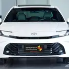 كامري LE 2025 الجديدة متوفرة الآن لدى مجموعة صالح للسيارات