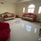 طقمين كنب بني وبيج