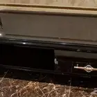 طاولة تلفاز
