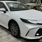 تويوتا كامري E هايبرد 2025