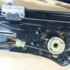 مكائن زجاج أبواب وستائر شفط أبواب بي ام دبليو